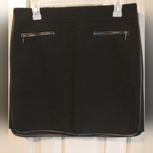 White House Black Market WHBM Ponte Black Mini Skirt Size 4